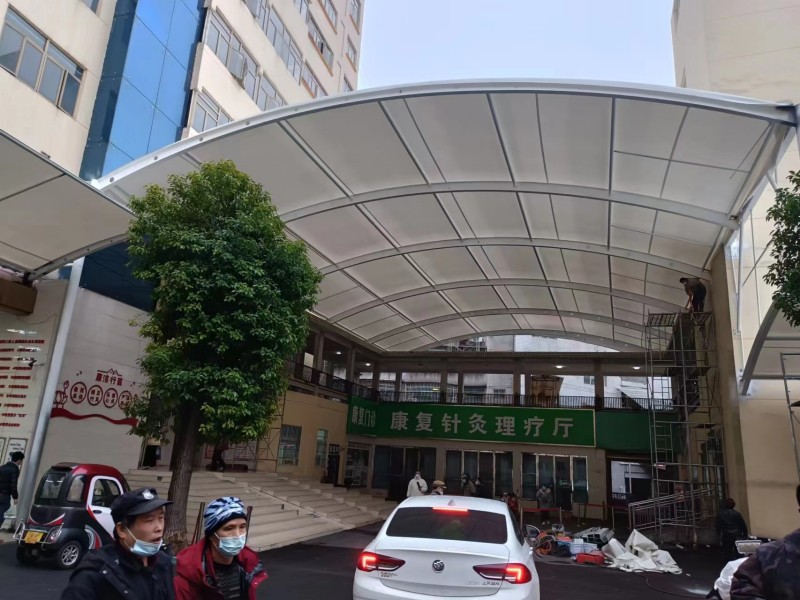 雨花台区推拉雨棚定制厂家，仓库通道、卸货区移动伸缩棚搭建-2
